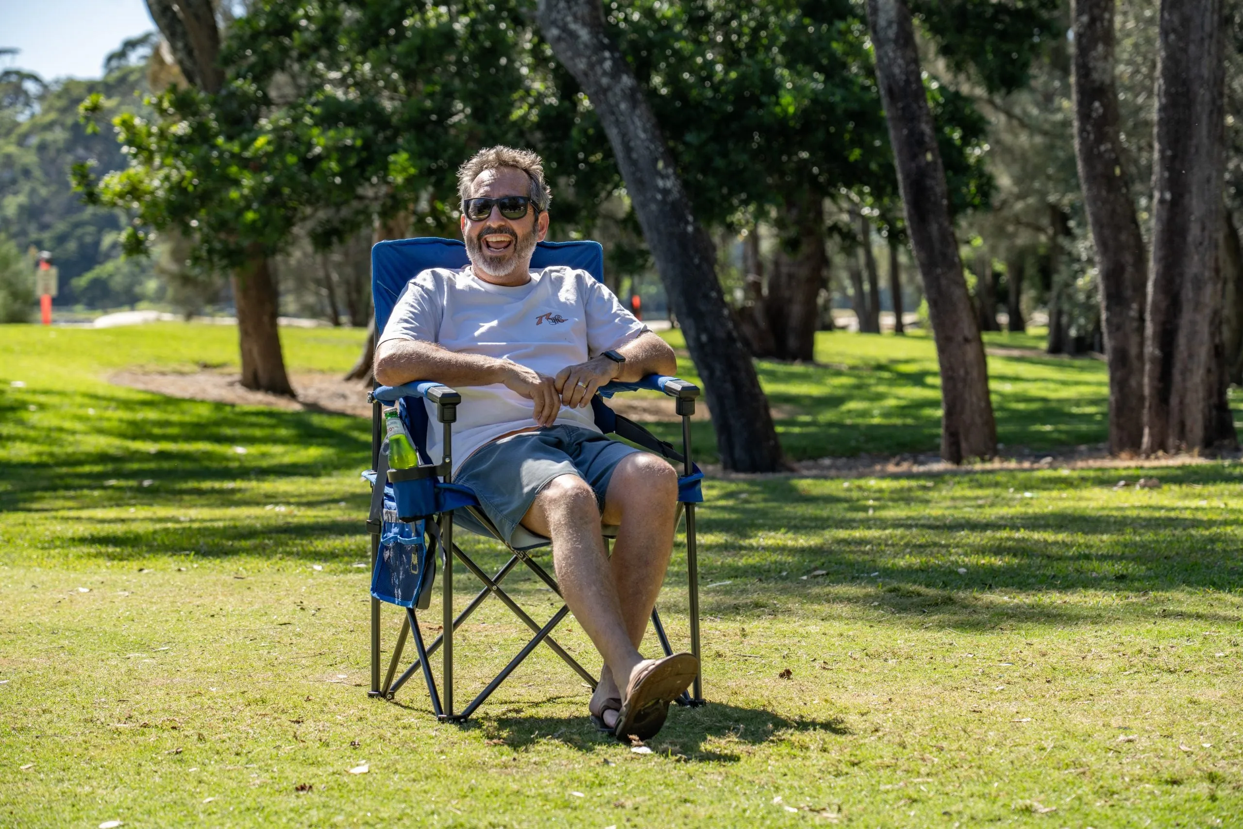 Castaway Hard Arm Camp Chair - Regal Blue