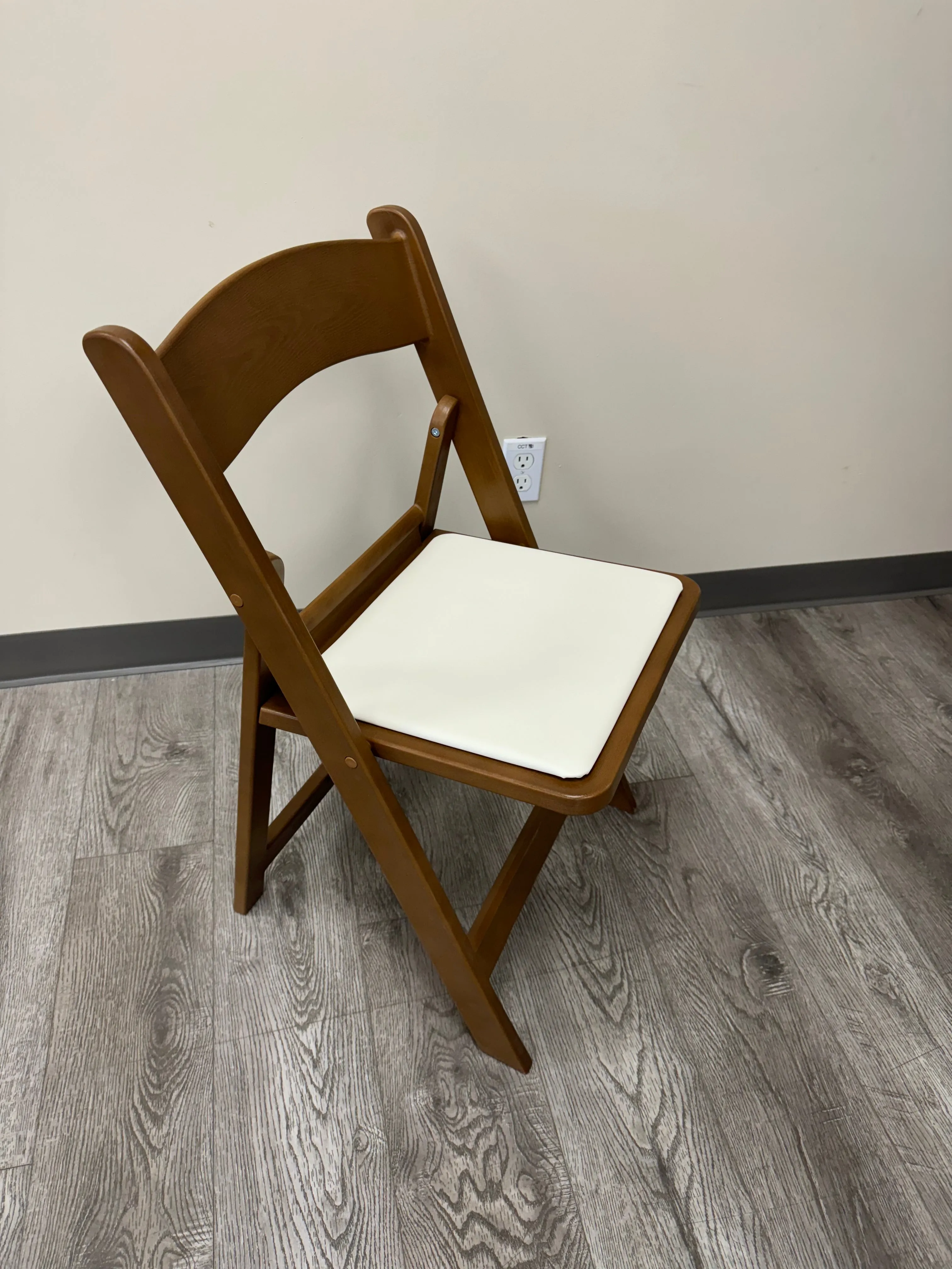 Chair, Walnut Resin Folding C/W Off Cream Pad