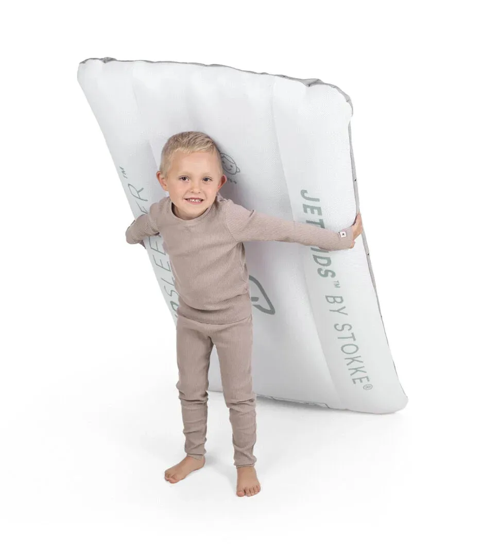 JetKids CloudSleeper Inflatable Kids Bed