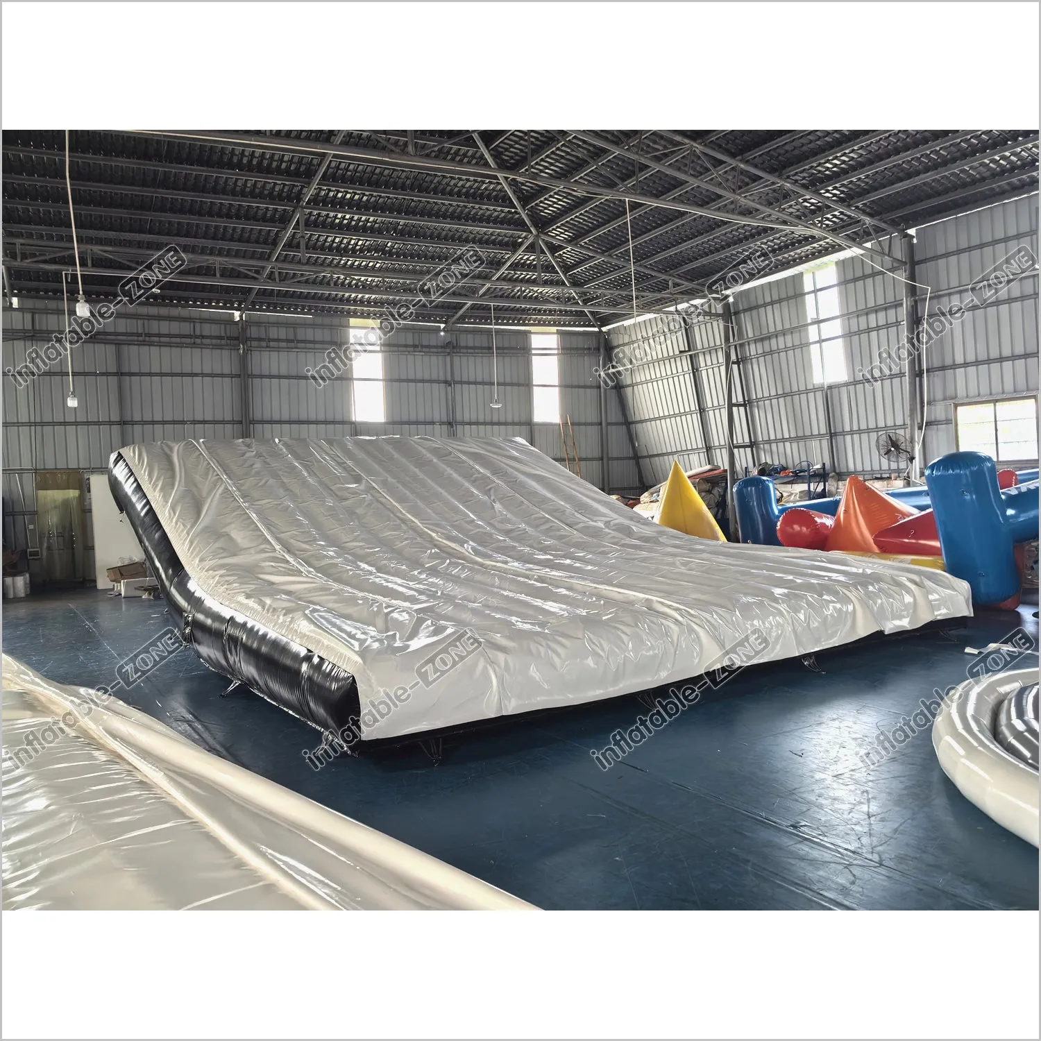 Landing Airbag Inflatable Stunt Jump Mattress Landing Air Bag Indoor Sports Games Inflatable Landing Pad