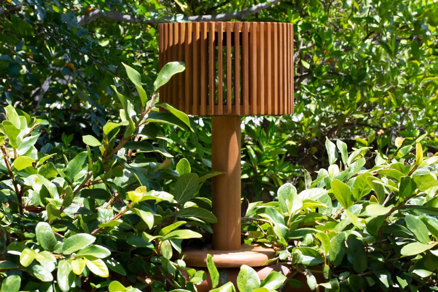 Les Jardins Pixy Solar LED Lamp