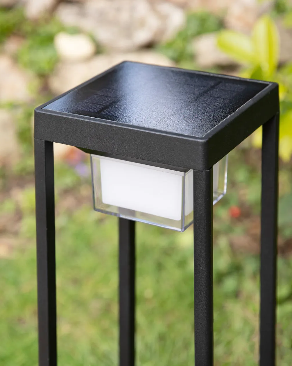 SKYE SOLAR FLOOR LANTERN BLACK