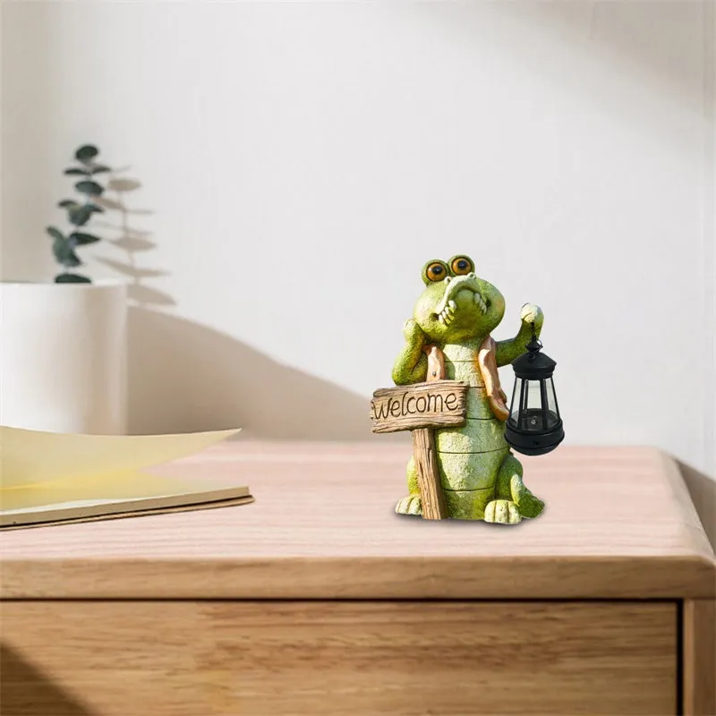 Solar Garden Crocodiles Statue Decor Creativity Waterproof LED Lamp